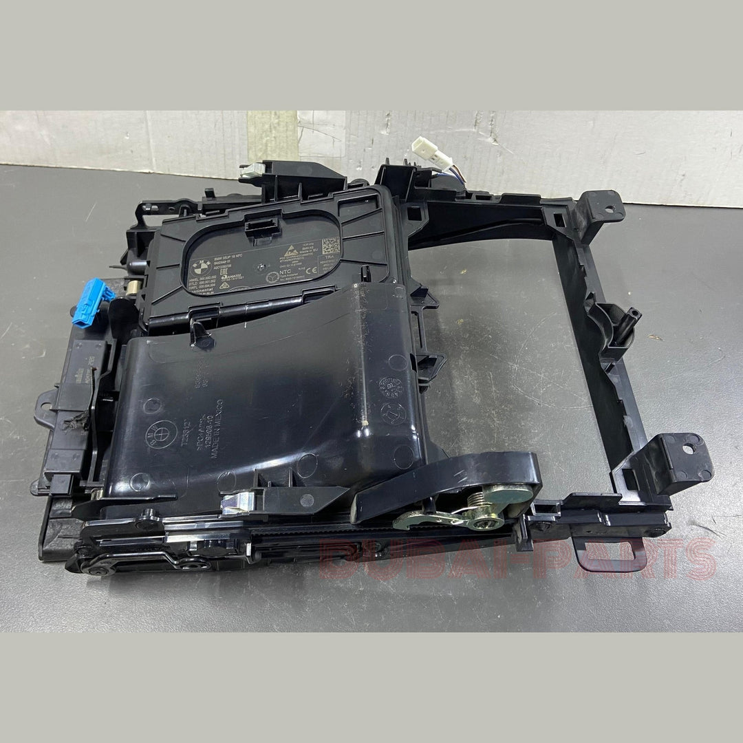 GENUINE BMW G05 G06 G07 CENTRE CONSOLE STORAGE COMPARTMENT UNIT 6810497 USED ITEM