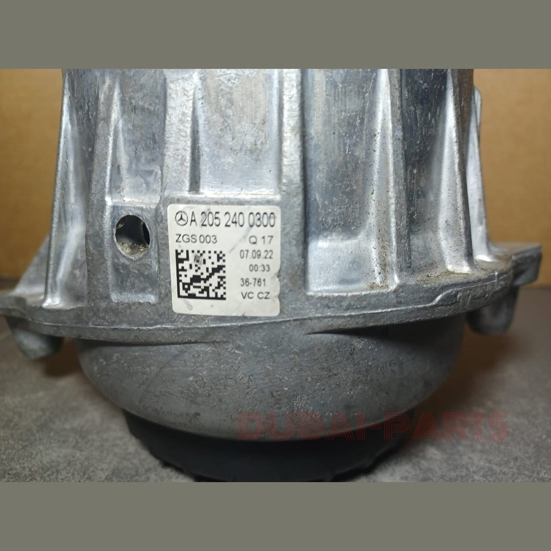 2014-2020 Mercedes-Benz W205 C-Class Engine Mount Support Mounting Bracket A205 2400300