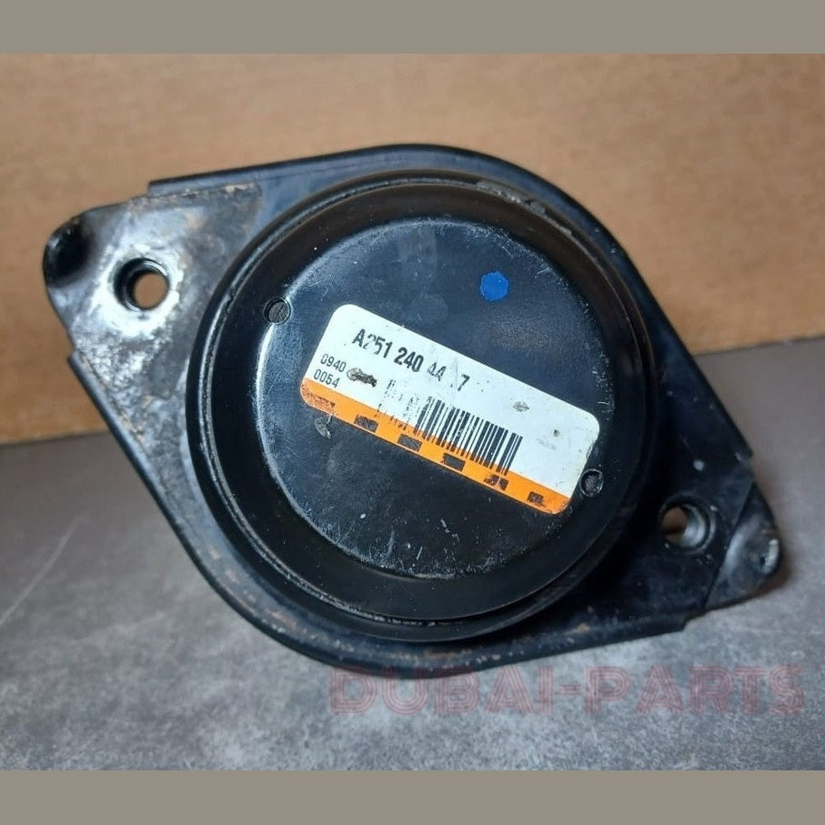 Mercedes-Benz W164 ML350 W251 Engine Mount Support Mounting Bracket A251 2404417