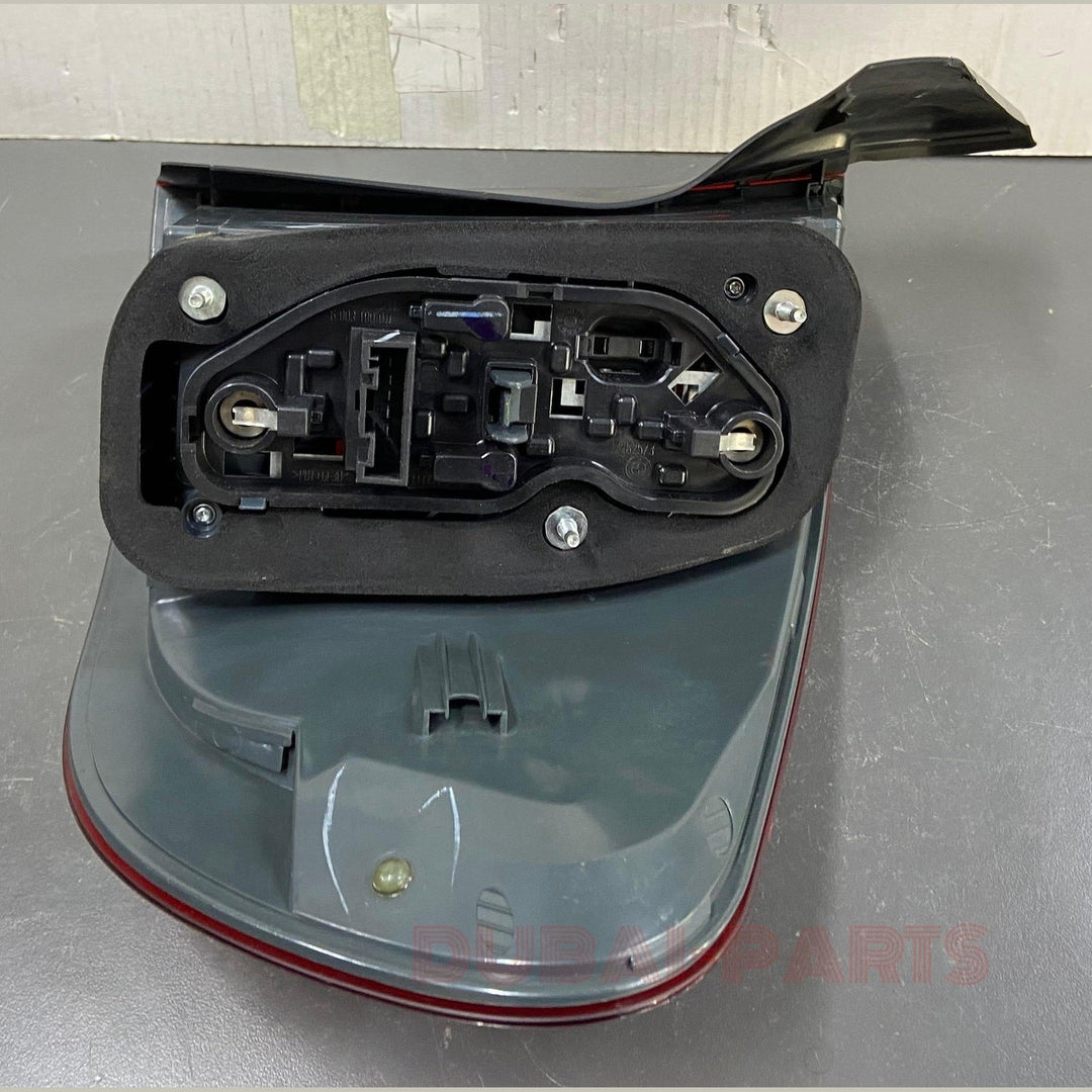 OEM BMW X5 70 Rear Taillight Back Left Passenger N/S Side LCI 7227789 USED item