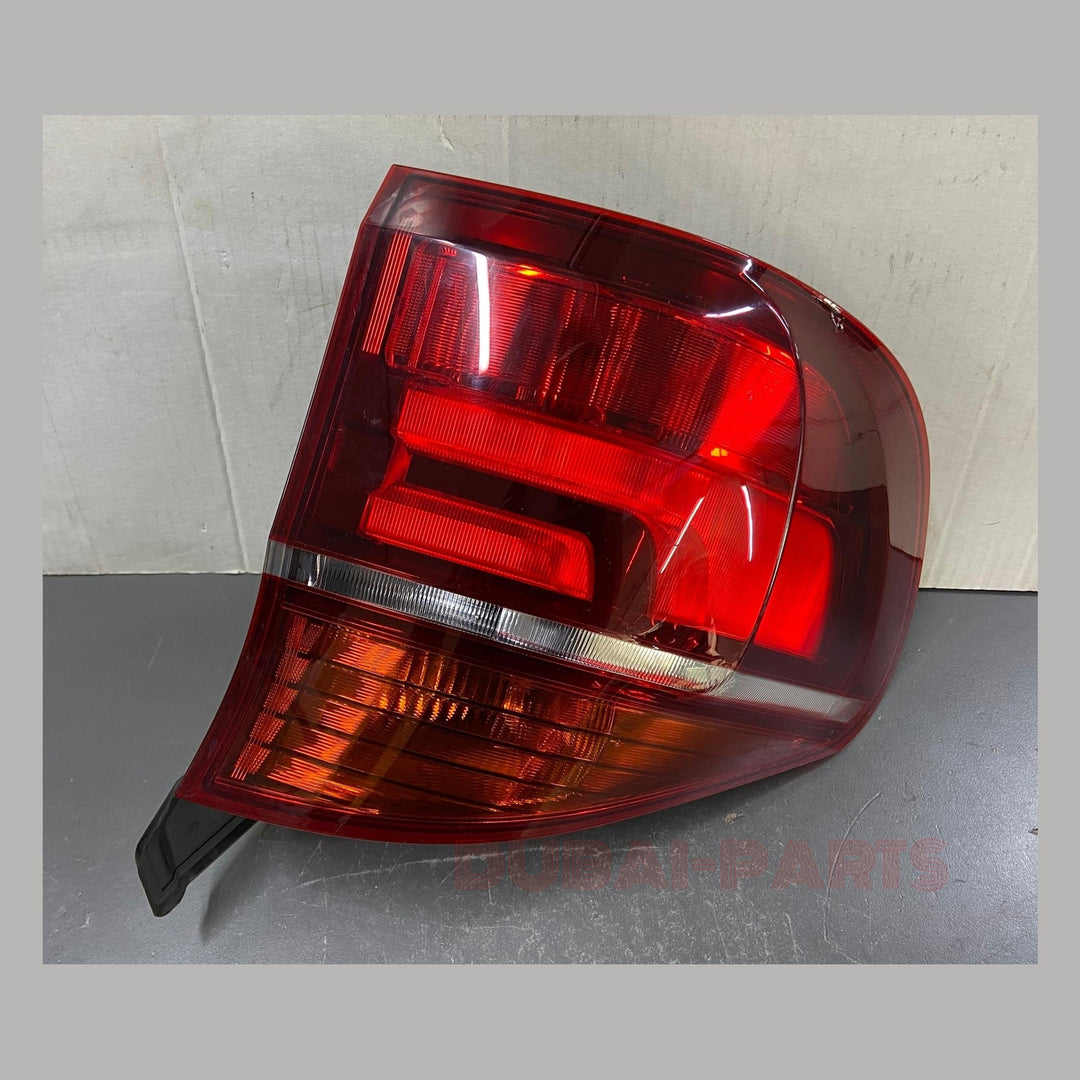 OEM BMW X5 70 Rear Taillight Back Left Passenger N/S Side LCI 7227789 USED item