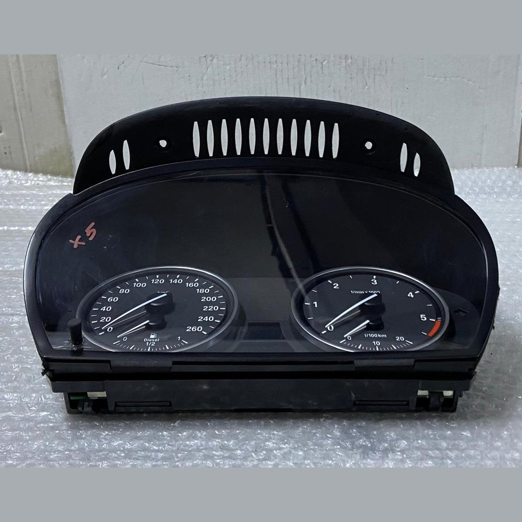 OEM BMW X5 E70 2009 Diesel Speedometer Cockpit Cluster 9218633