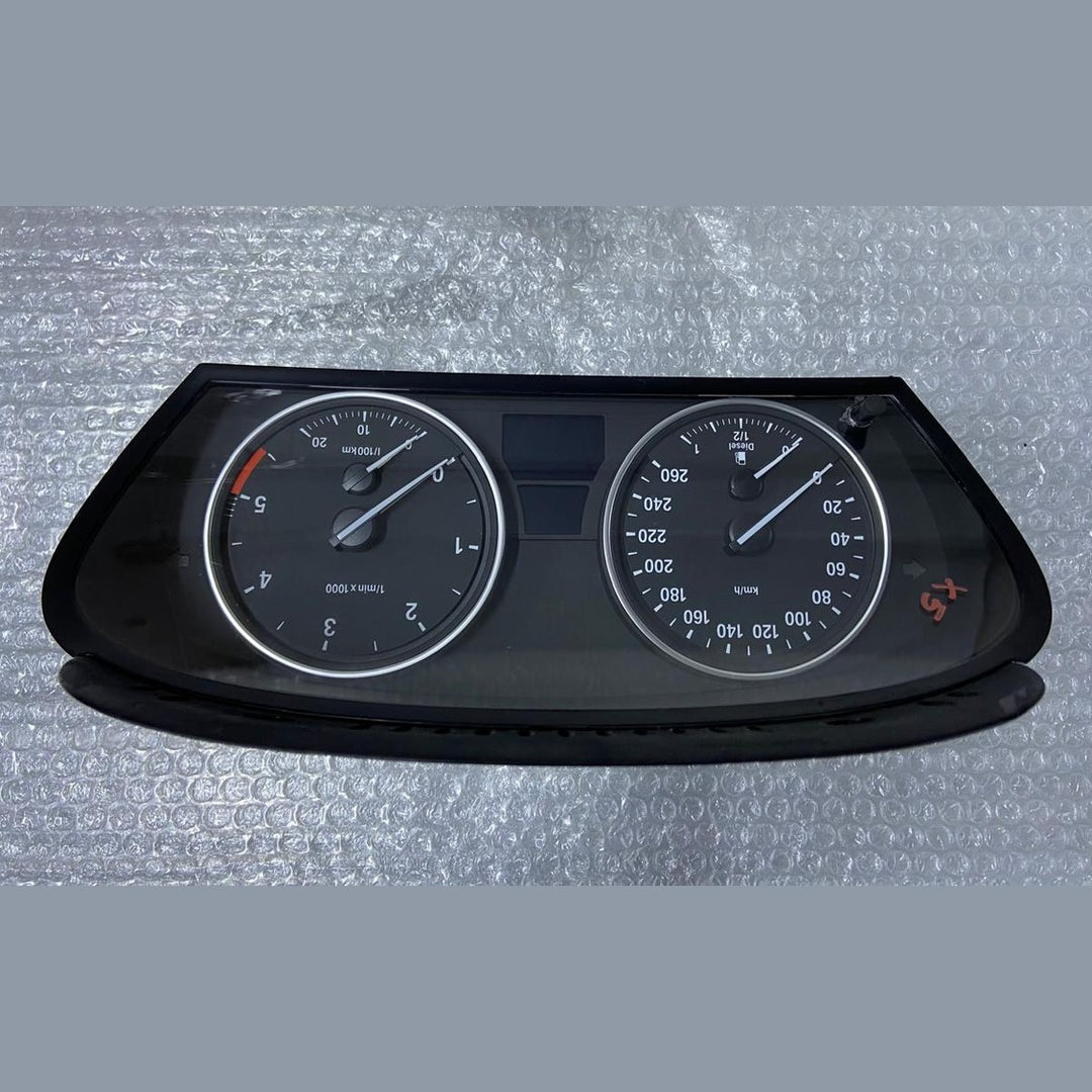 OEM BMW X5 E70 2009 Diesel Speedometer Cockpit Cluster 9218633