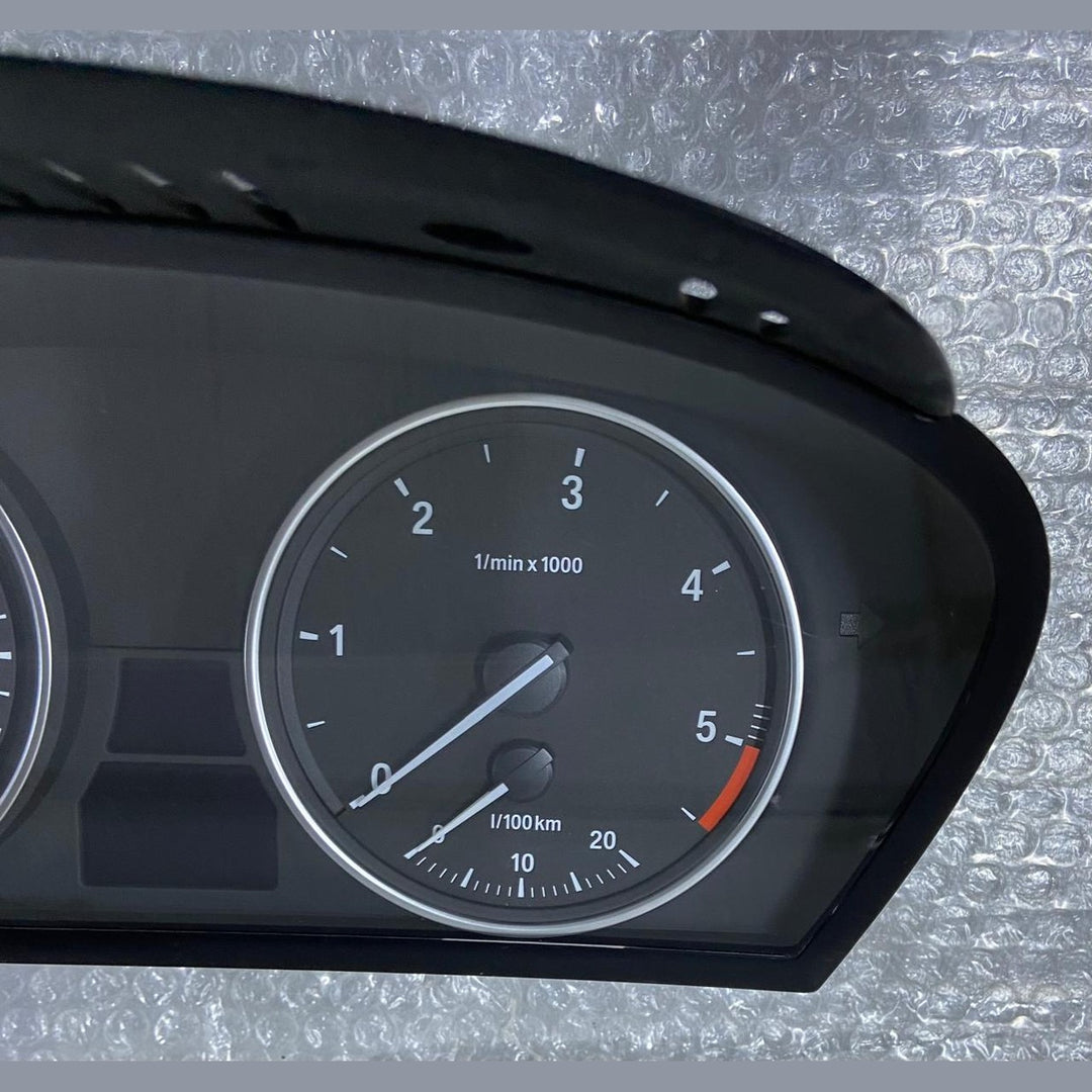 OEM BMW X5 E70 2009 Diesel Speedometer Cockpit Cluster 9218633