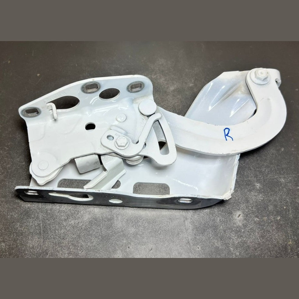 2015-2020 Mercedes-Benz E-Class W213 Front Right Side Bonnet Hinge A213 8800228