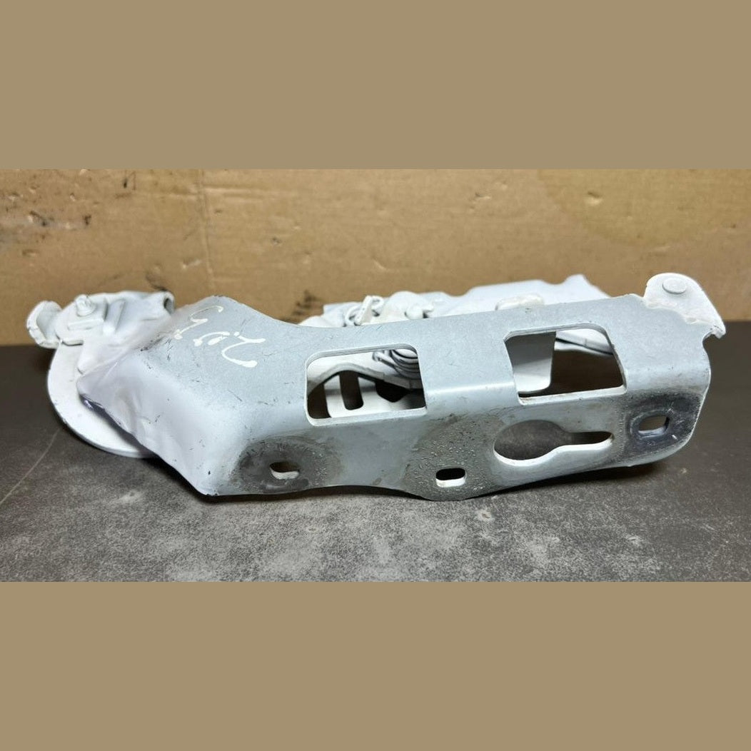 2015-2020 Mercedes-Benz C-Class W205 Front Right Side Bonnet Hinge A205 8800928