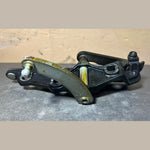 Bild in die Galerieansicht laden, 2007-2013 Mercedes-Benz S-Klasse W221 Motorhaubenscharnier vorne links A221 8800428