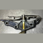 Bild in die Galerieansicht laden, 2007-2013 Mercedes-Benz S-Klasse W221 Motorhaubenscharnier vorne links A221 8800428