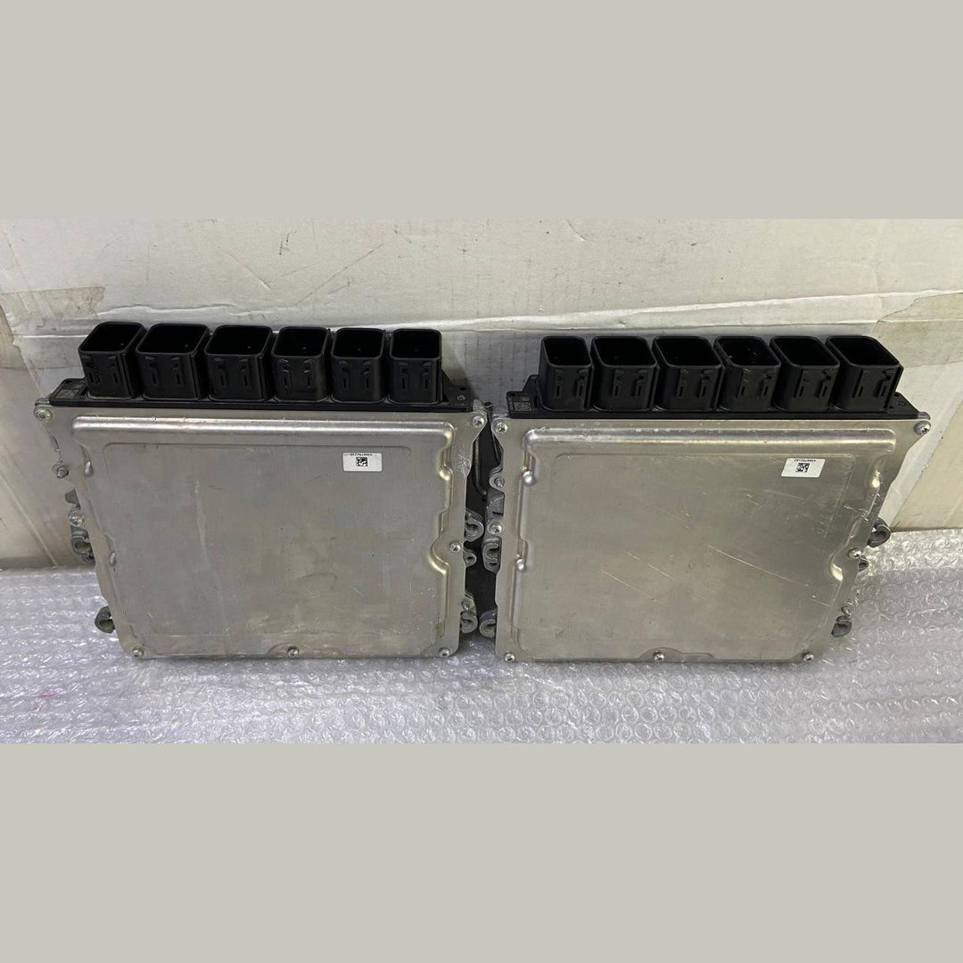 OEM BMW N74 G12 ENGINE CONTROL UNIT DOUBLE ECU SET DME 8489448 BOSCH