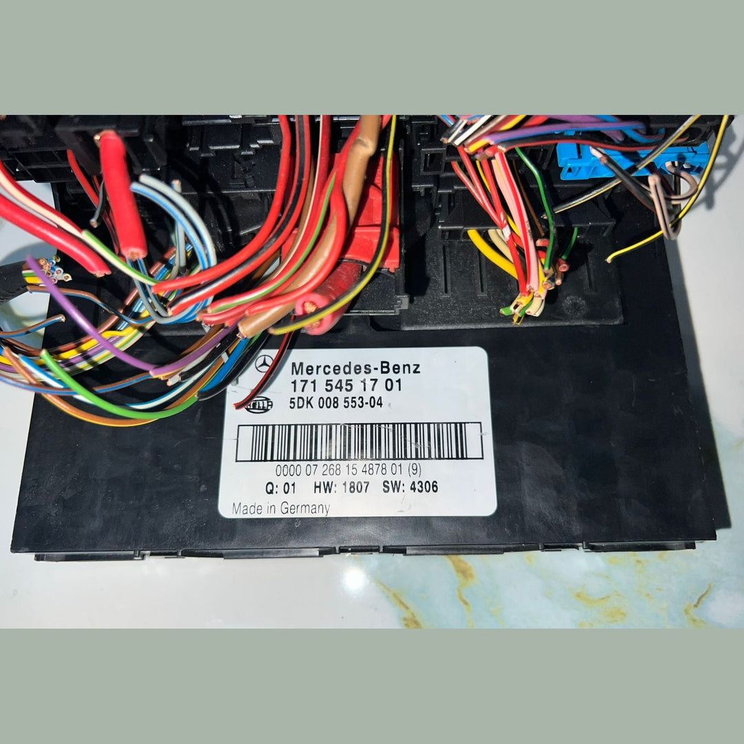 2004-2011 Mercedes W171 SLK AMG Front Fuse Relay SAM Module A171 5451701 OEM
