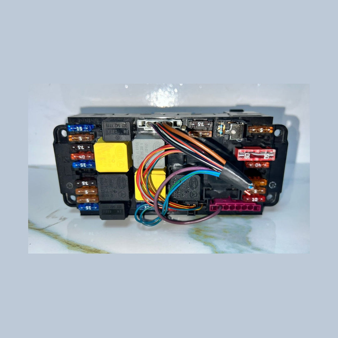 2004-2011 Mercedes W171 SLK AMG Front Fuse Relay SAM Module A171 5451701 OEM