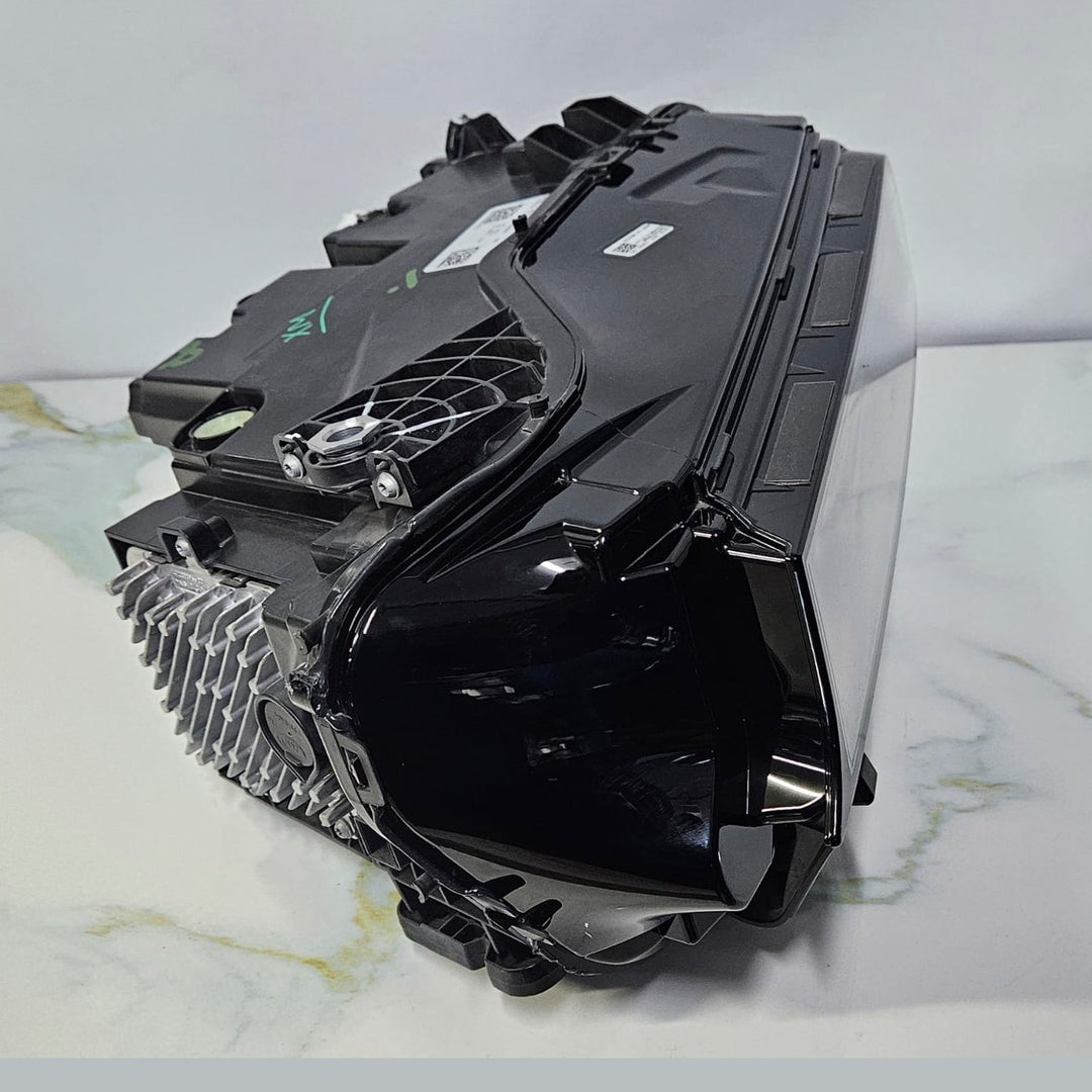 BMW XM G09 2023 LHD LED HEAD LIGHT Left Side 5A65AD3 Brand new