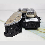 Bild in die Galerieansicht laden, Mercedes W222 S-Class Right Side Seat Control Switch Module A222 9050201 OEM
