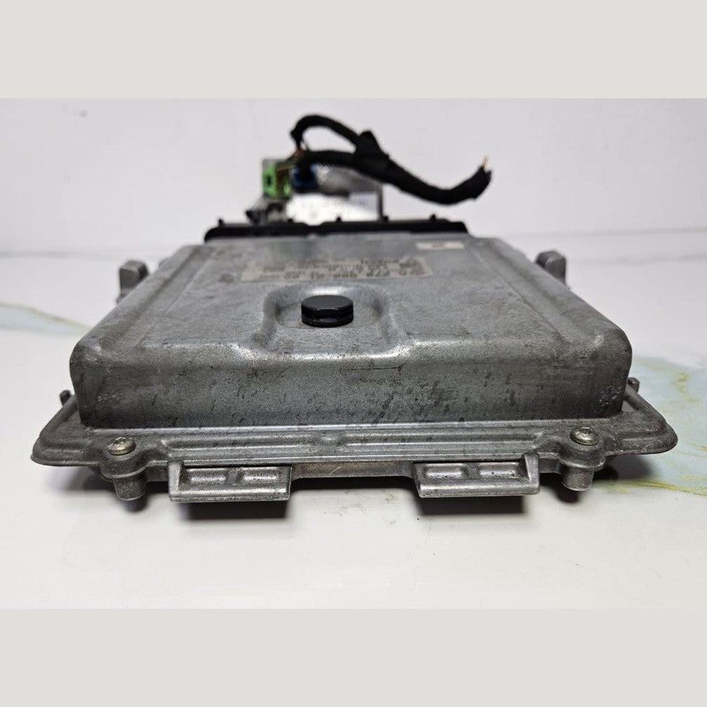 Mercedes GLA ECU Engine Control Module Ignition Key Switch Set A270 9002100 OEM