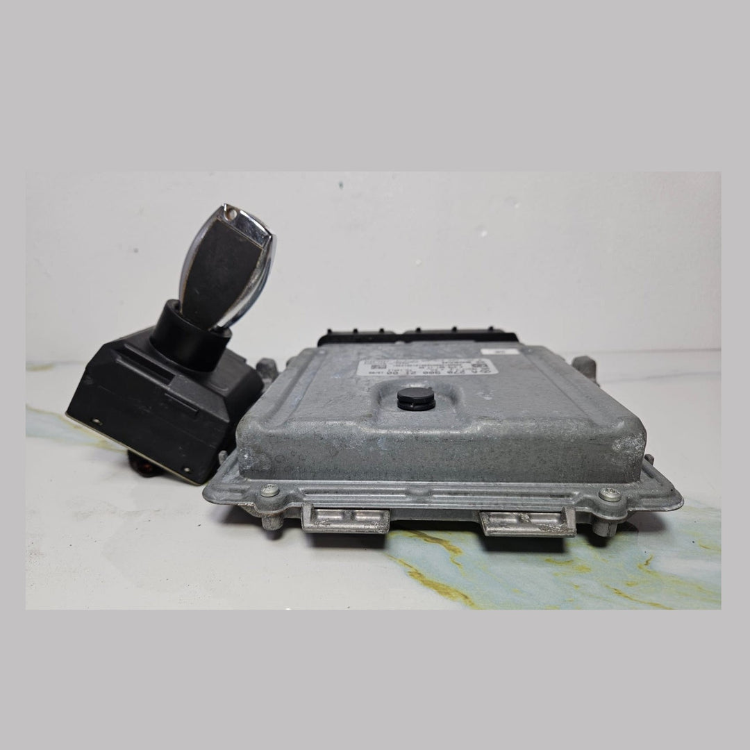 Mercedes CLA ECU Engine Control Module Ignition Key Switch Set A270 9002100 OEM