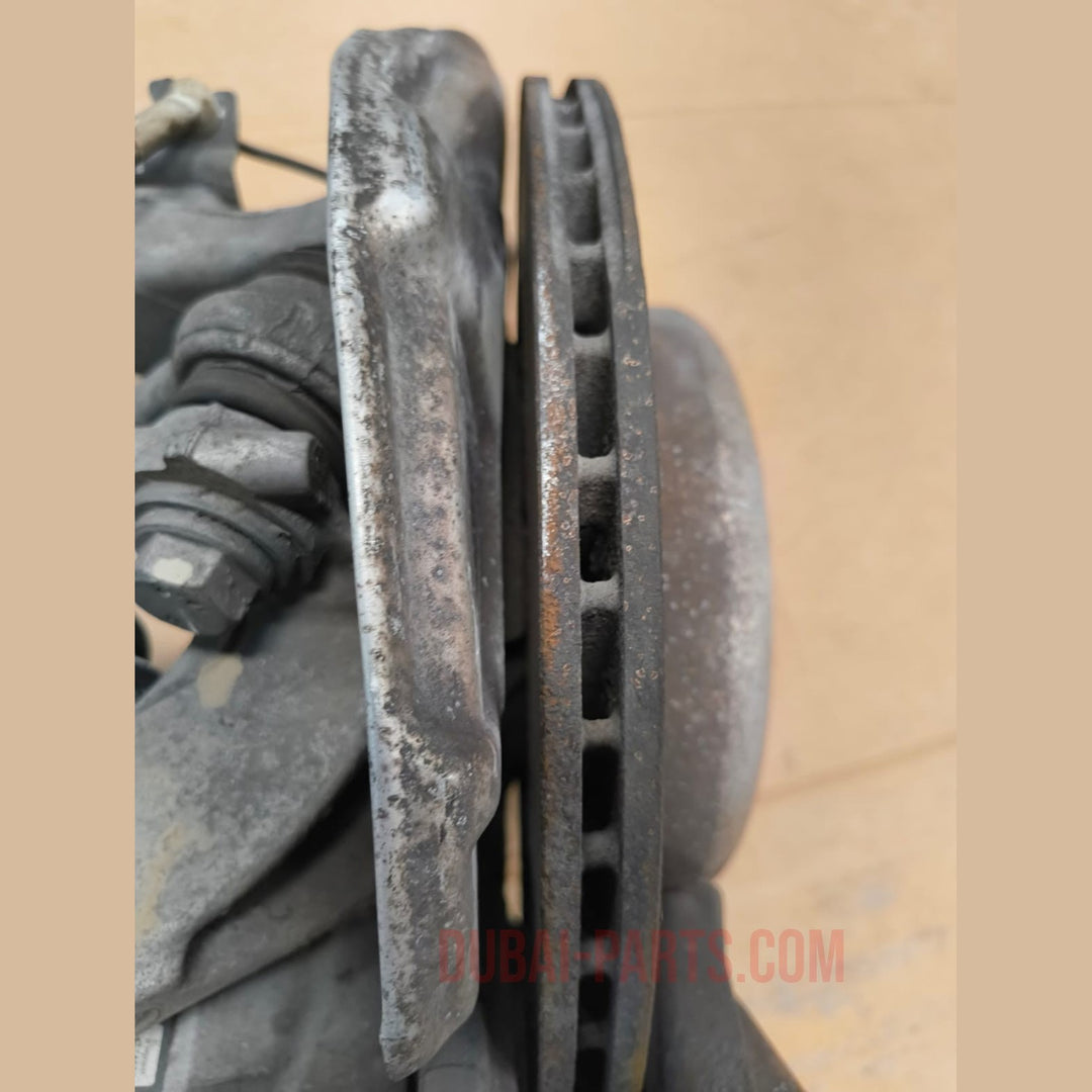 BMW 5 Series G30 Slewing Bearing Wishbone Axle Rear Left HUB BEARING WITH ARMS DISC