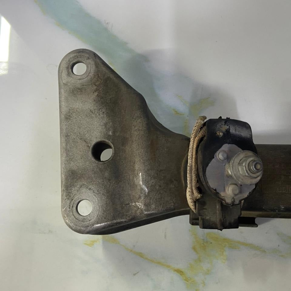 OEM BMW 1er und 3er F20 F21 F30 F31 LCI Getriebehalterung 6859417