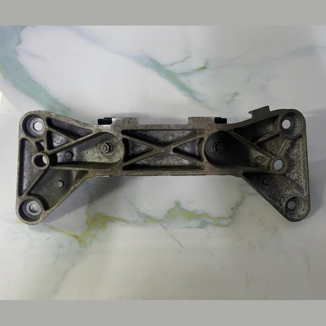 OEM BMW 1er und 3er F20 F21 F30 F31 LCI Getriebehalterung 6859417