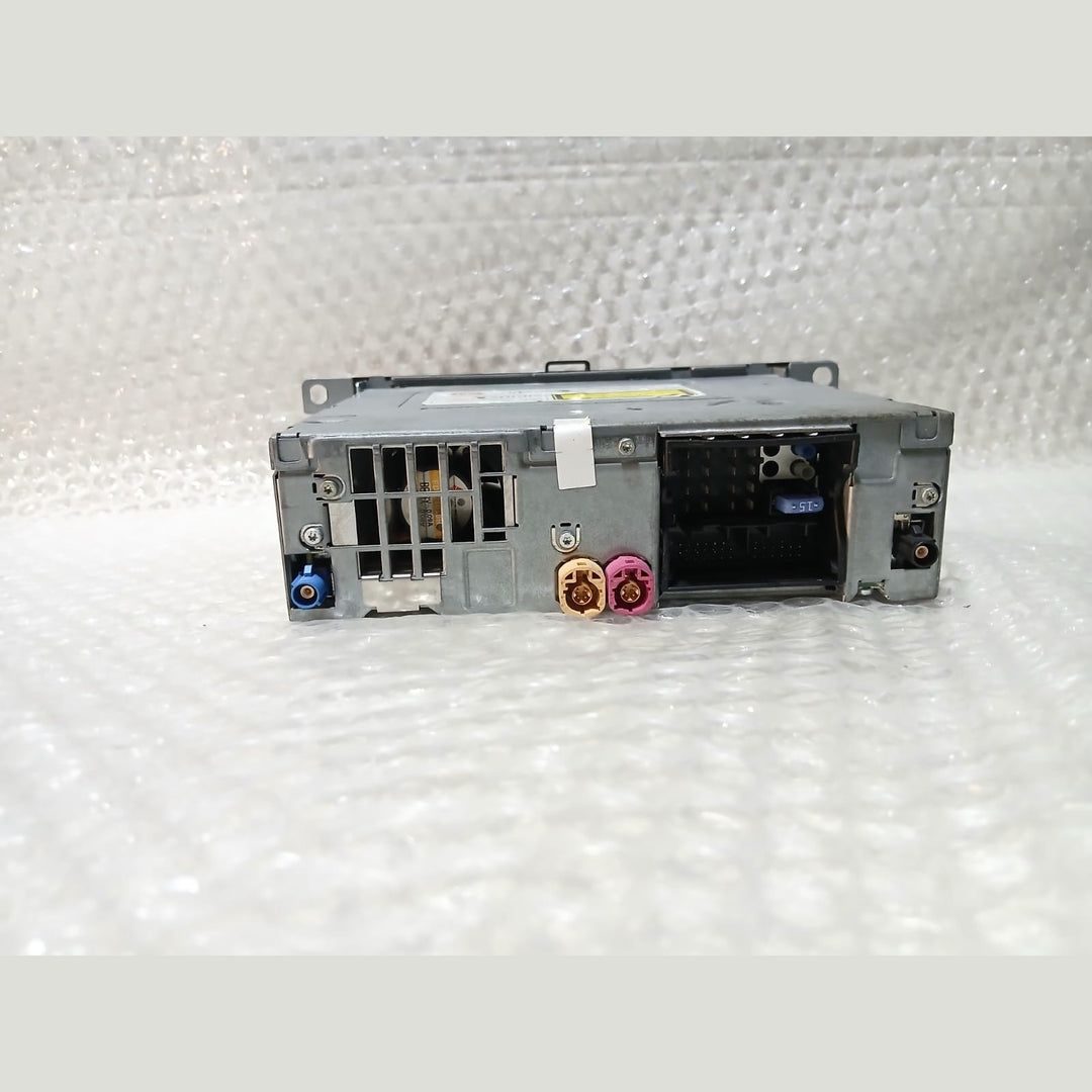 BMW E81 E90 E91 E92 E93 RADIO CD NAVIGATION GPS SAT NAV UNIT CIC MID CD38 9258178