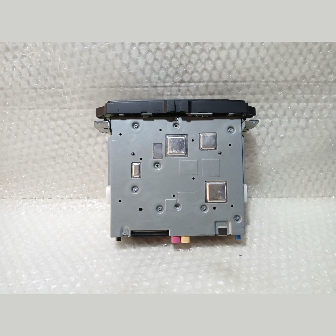 BMW E81 E90 E91 E92 E93 RADIO CD NAVIGATION GPS SAT NAV UNIT CIC MID CD38 9258178