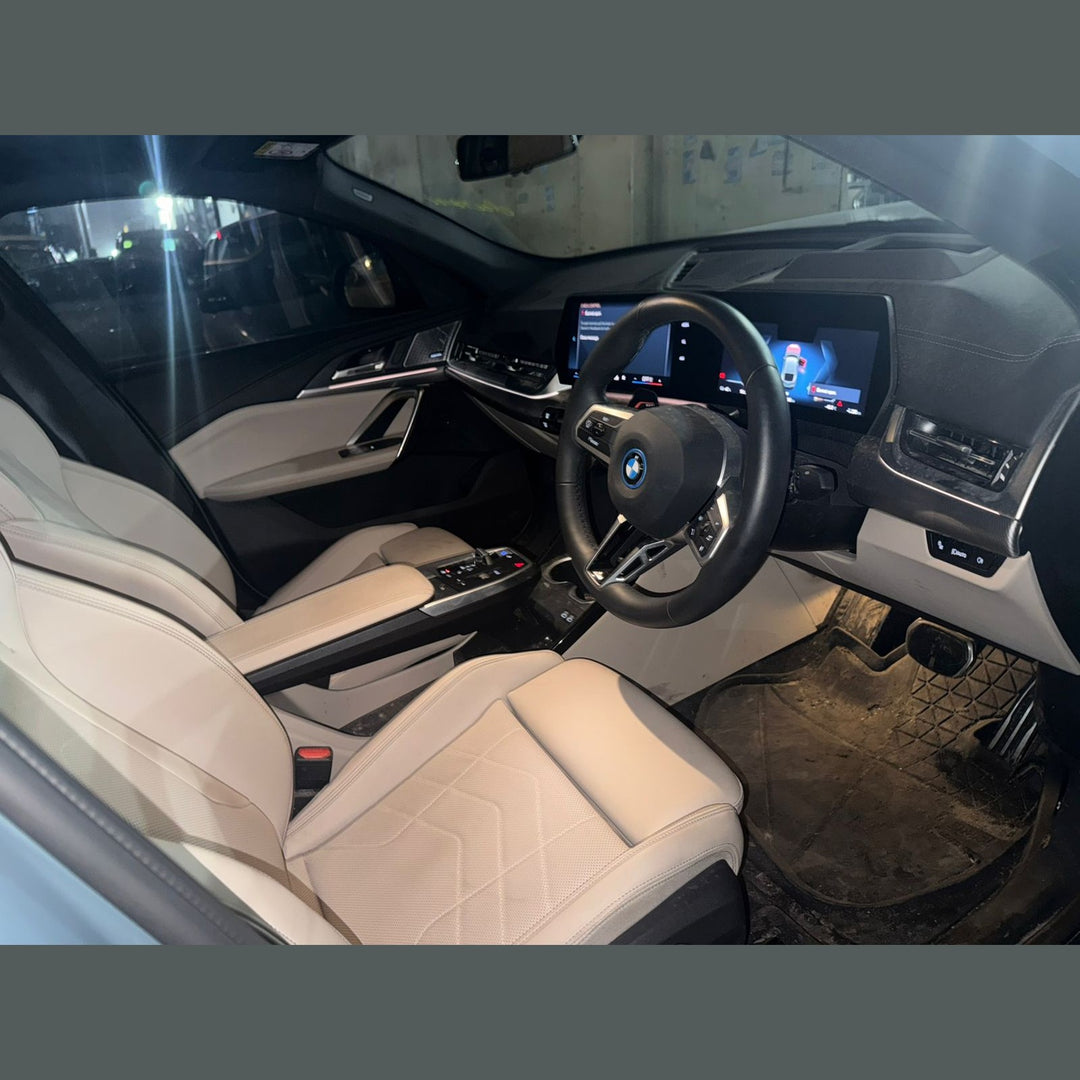 BMW iX2 xDrive30 (RHD) – Baujahr 2026 – Teileträger & Export