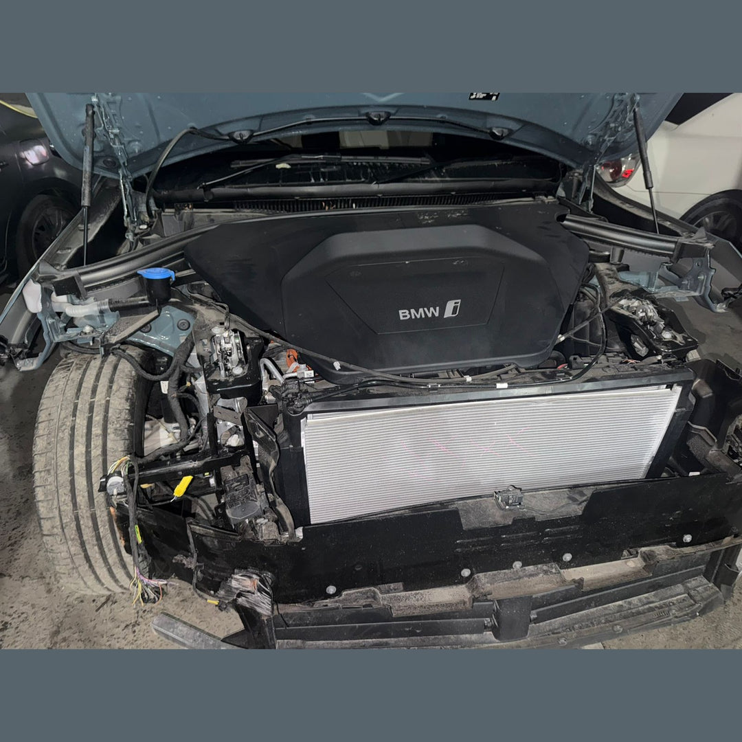 BMW iX2 xDrive30 (RHD) – Baujahr 2026 – Teileträger & Export