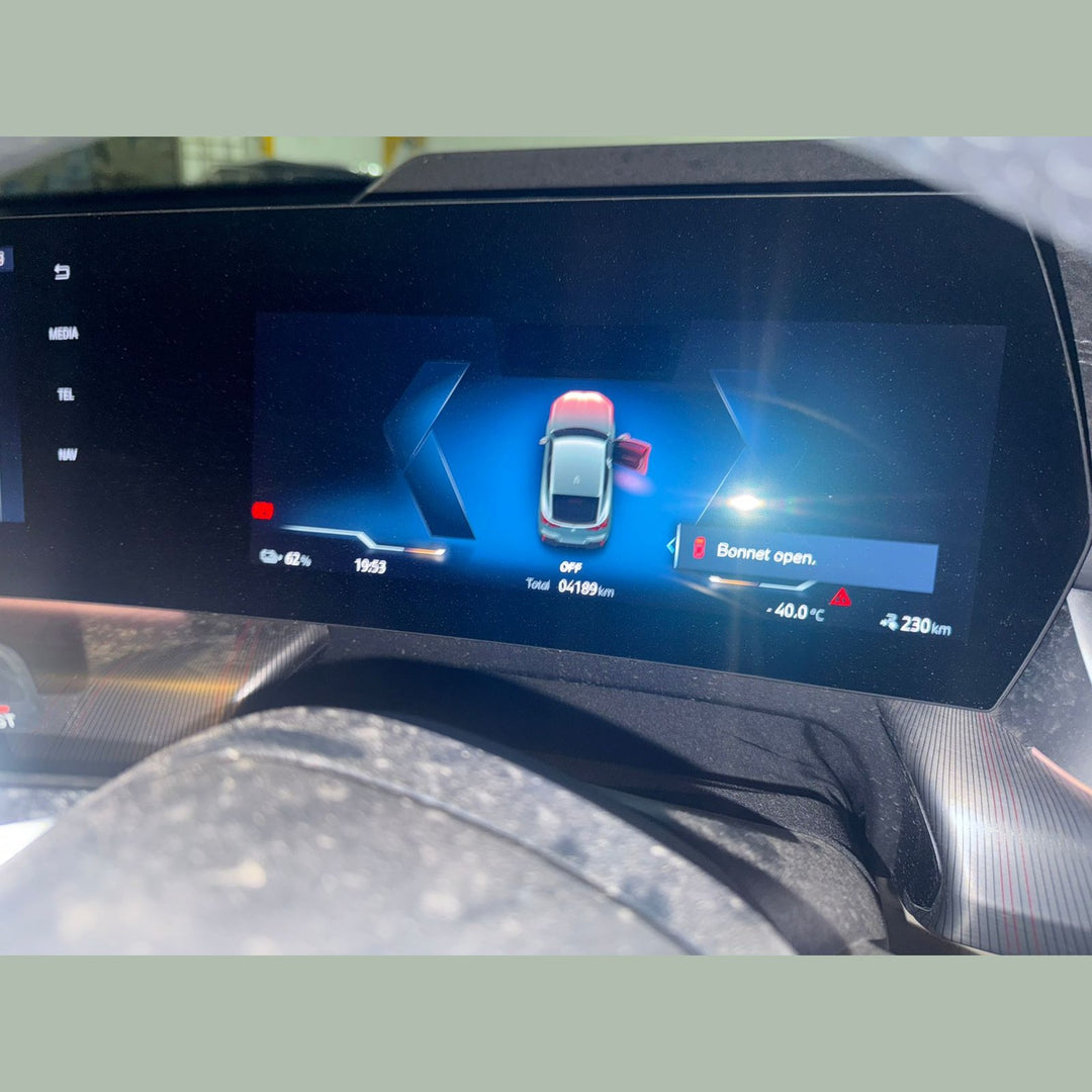 BMW iX2 xDrive30 (RHD) – Baujahr 2026 – Teileträger & Export