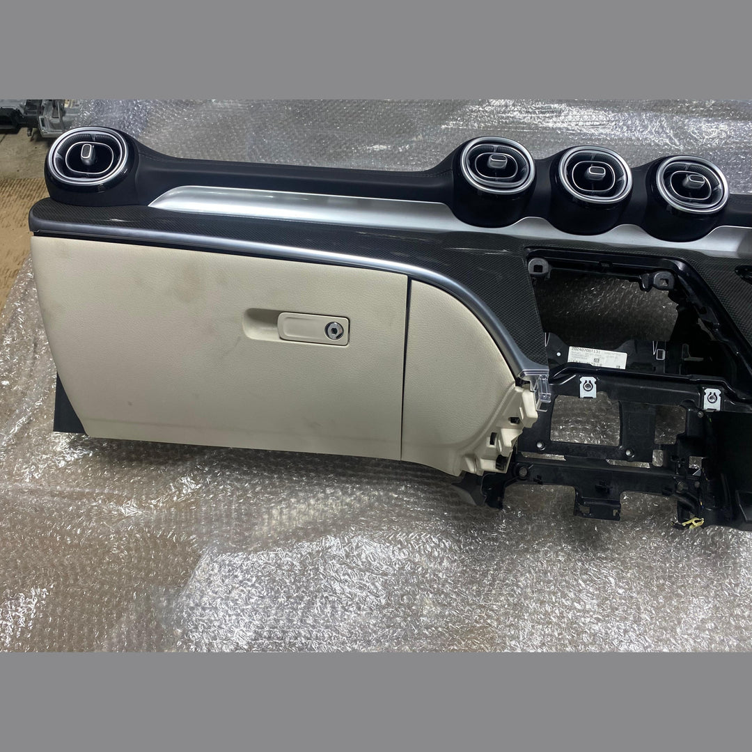DASHBOARD RIGHT HAND DRIVE MERCEDES C250 2023 C CLASS A206 6803307