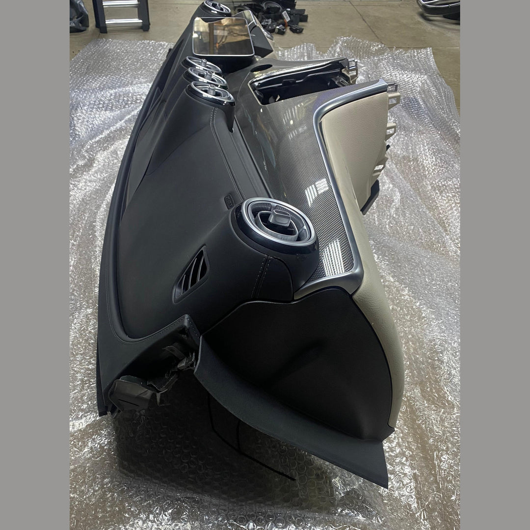 DASHBOARD RIGHT HAND DRIVE MERCEDES C250 2023 C CLASS A206 6803307