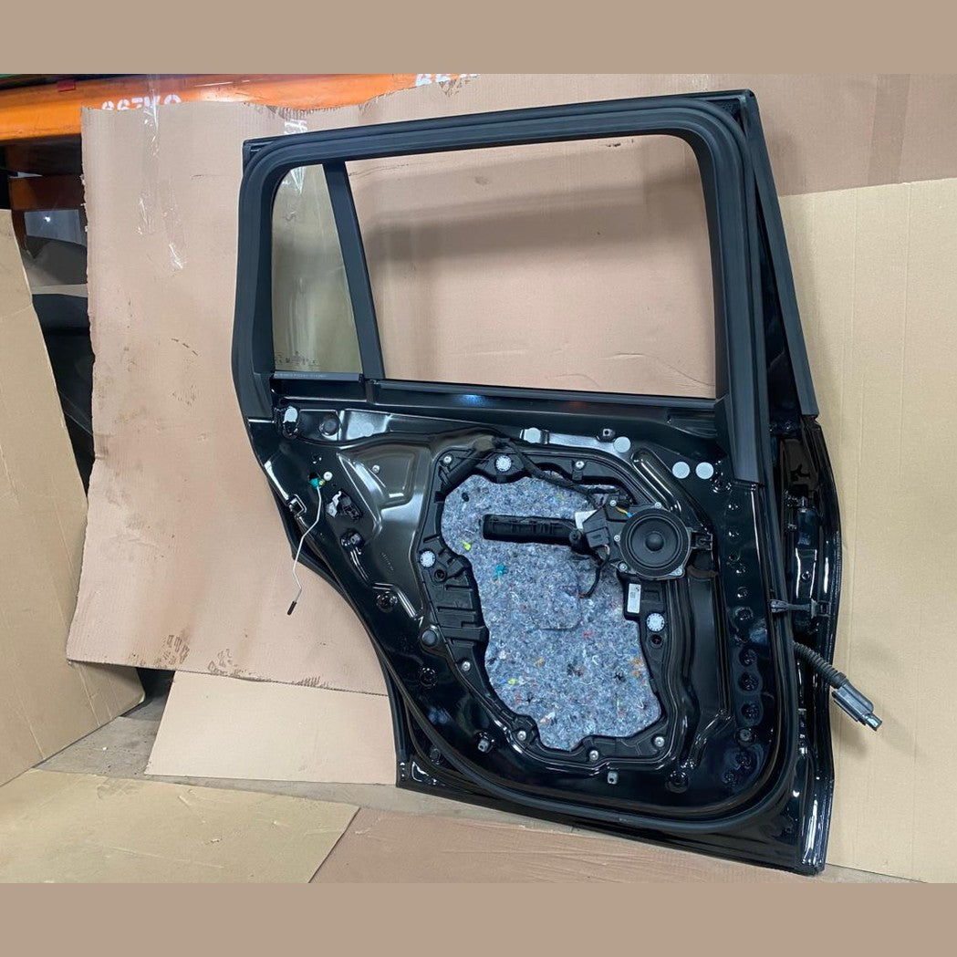BMW X7 G07 LCI X7 xDrive 40i US B58N 2023 REAR LEFT SIDE DOOR PTWK 475 KM20 USED