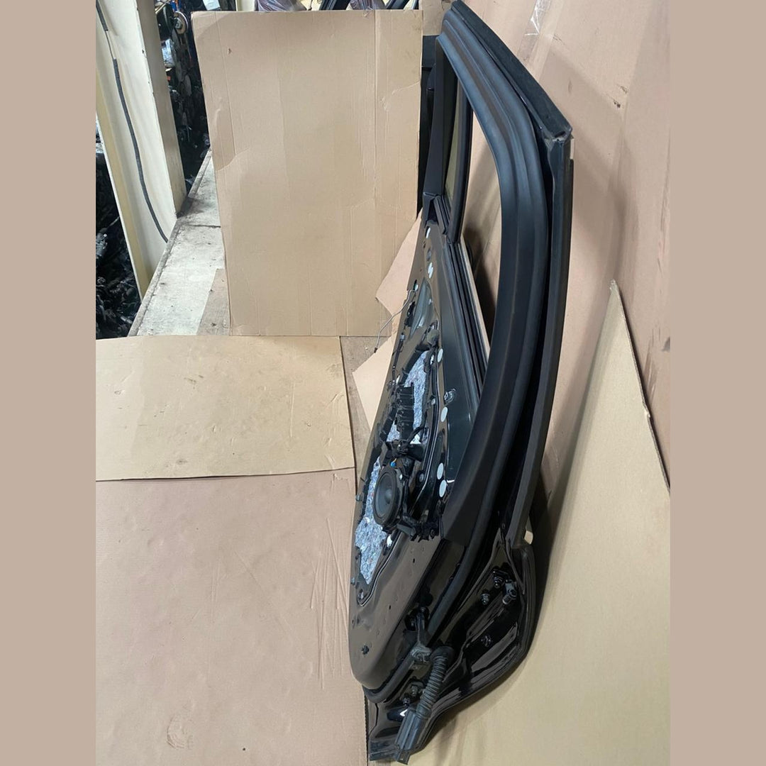 BMW X7 G07 LCI X7 xDrive 40i US B58N 2023 REAR LEFT SIDE DOOR PTWK 475 KM20 USED