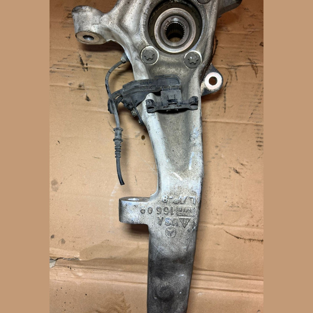 Mercedes-Benz W166 GLE 500 450 W292 Front Left 2013-16 Knuckle Spindle Hub Carrier OEM