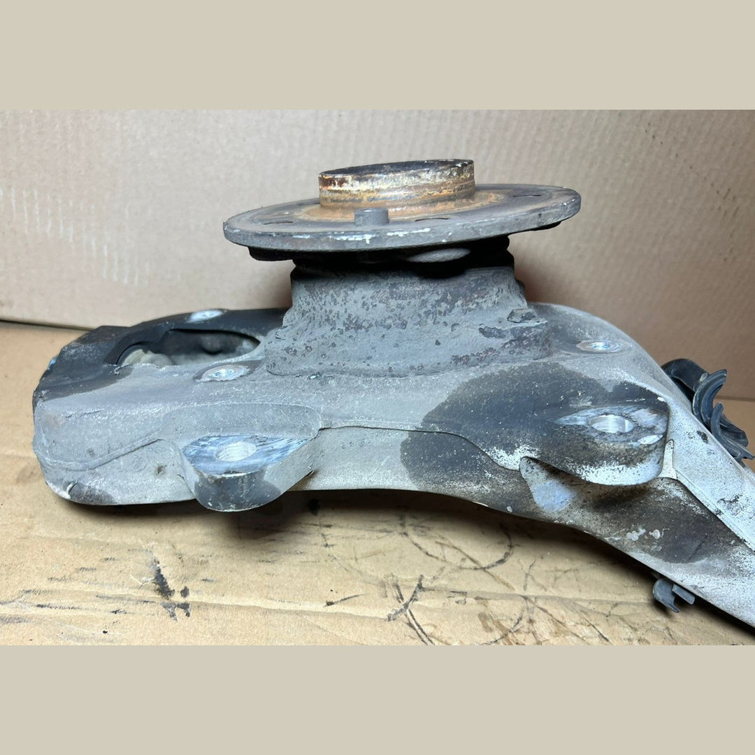 Mercedes-Benz W166 GLE 500 450 W292 Front Left 2013-16 Knuckle Spindle Hub Carrier OEM