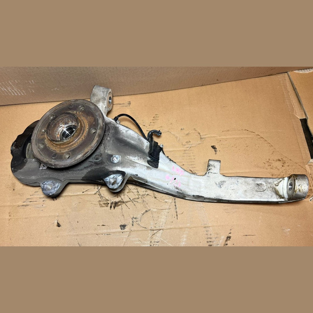 Mercedes-Benz W166 GLE 500 450 W292 Front Left 2013-16 Knuckle Spindle Hub Carrier OEM