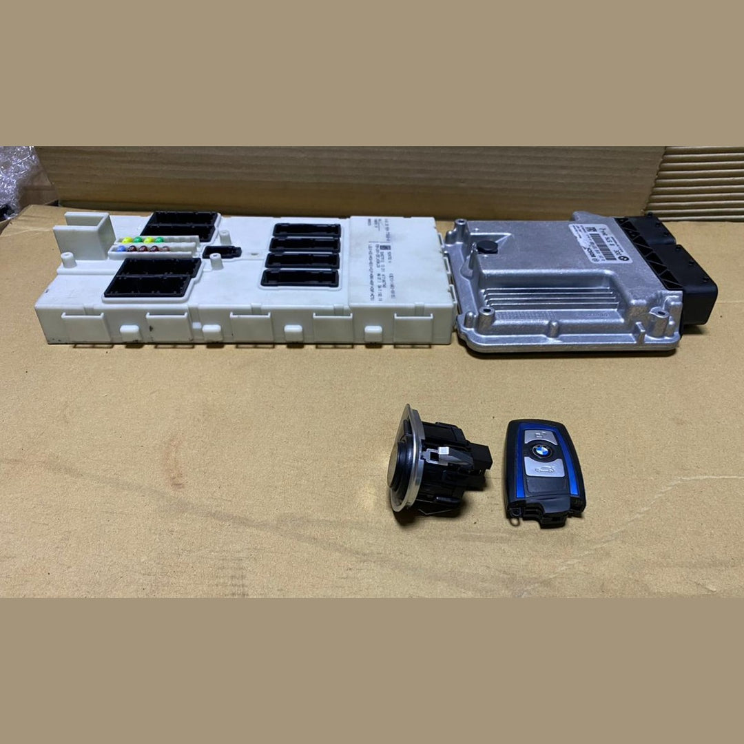BMW F32 420d ECU Engine Control Unit Module 8576344