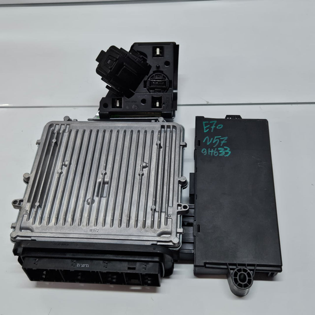 2006-2013 BMW X5 E70 3.0 N57 Engine Control Unit DDE ECU KEY SET 8517016 USED