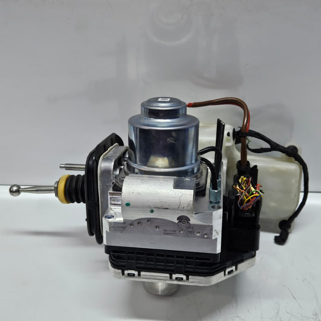 BMW M4 G82 G83, BMW iX3 G08, Abs Pump Modulator Controller 5A49C75