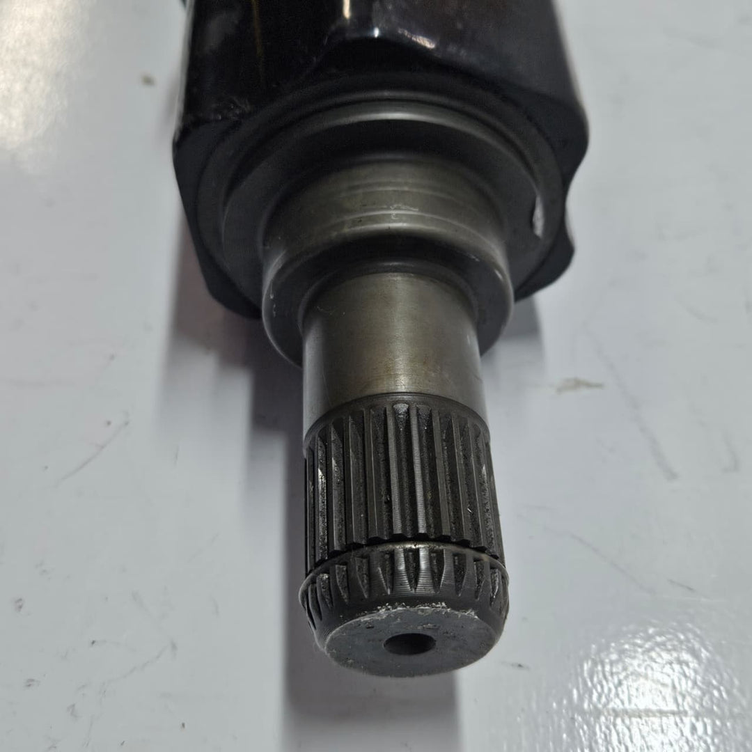 2018-2023 BMW F90 M5 and F91 M8 Front Left Drive Shaft 8062093 USED