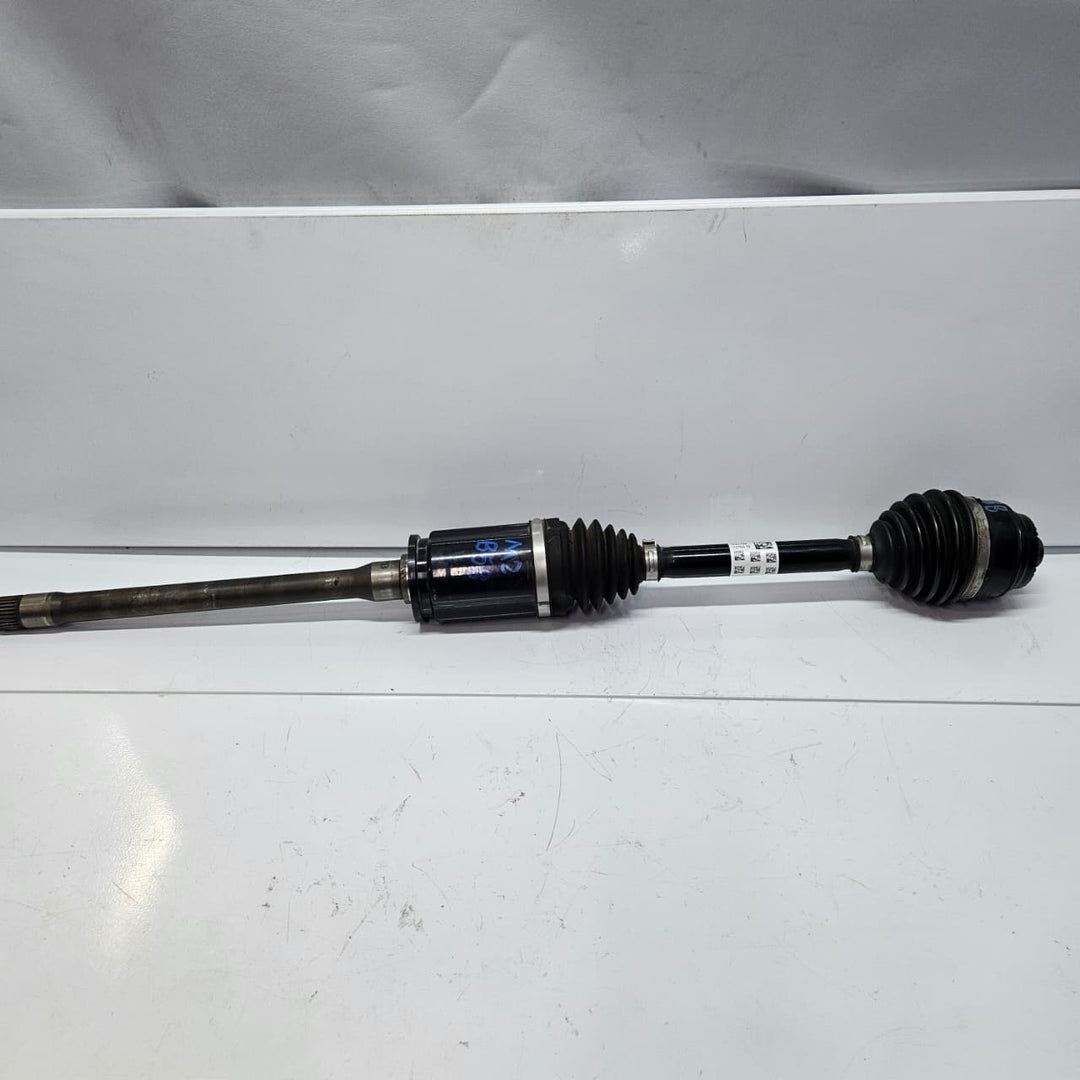 2018-2020 BMW 330i G20 G42 xDrive Output Shaft Front Right 8740588 USED