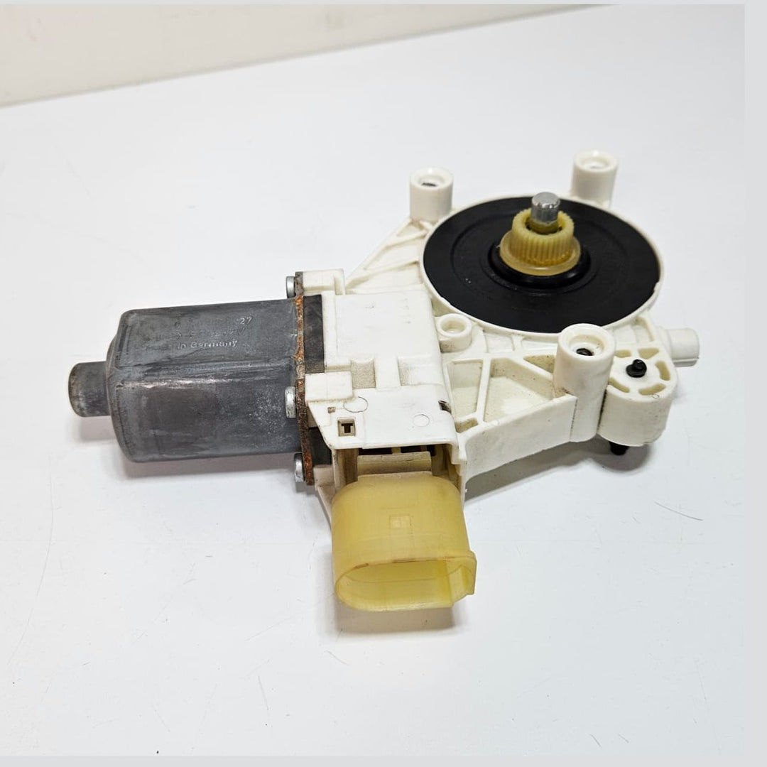 BMW 1 3 Series E81 E87 E90 E91 X1 E84 Front Right Window Regulator 6927028 USED