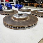Bild in die Galerieansicht laden, BMW ALPINA D3S G20 LCI Brake Set Front Rear Discs 395mm + Calipers OEM 6887397 7915314