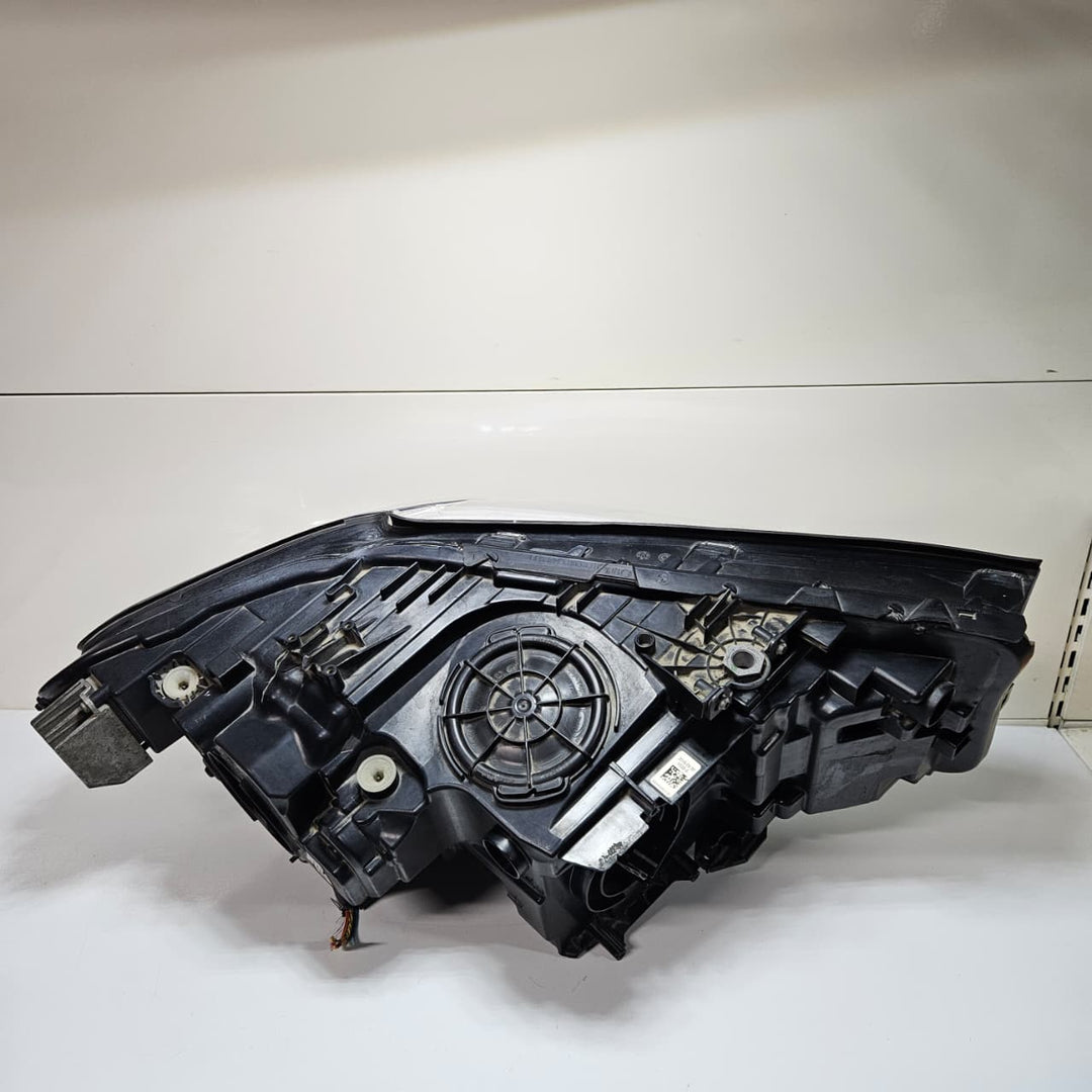 OEM BMW 5 Series G30 G31 LEFT FRONT Adaptive LED Headlight 8499121