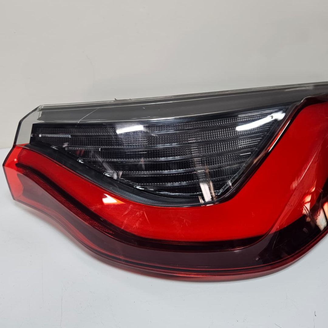 2020 BMW 4 Series G22, G23, G26, G82 Rear Light In The Side Panel 7477604