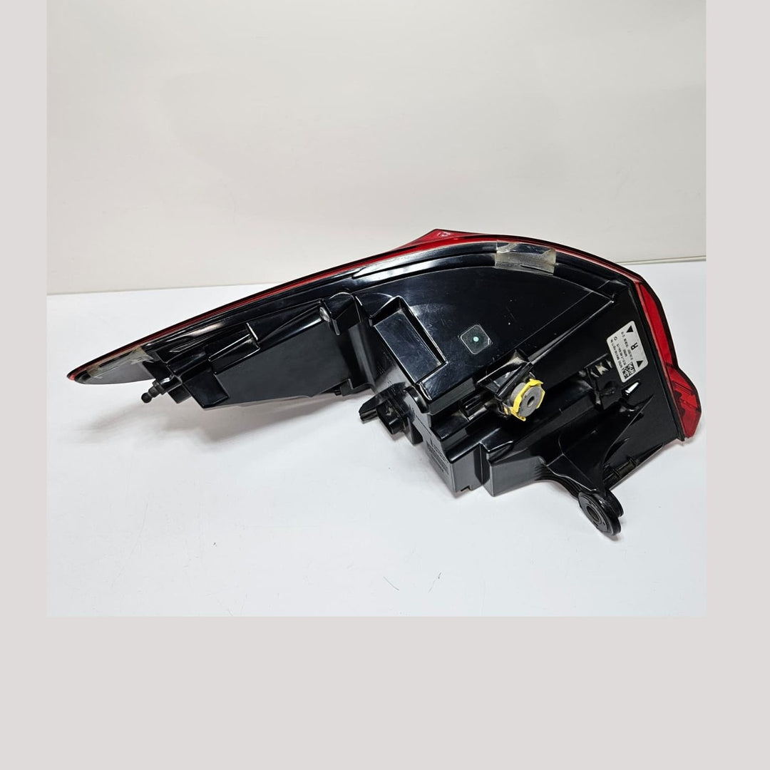 OEM BMW F40 116d 116i 118d Taillight Assembly 7450644 USED Rear Right