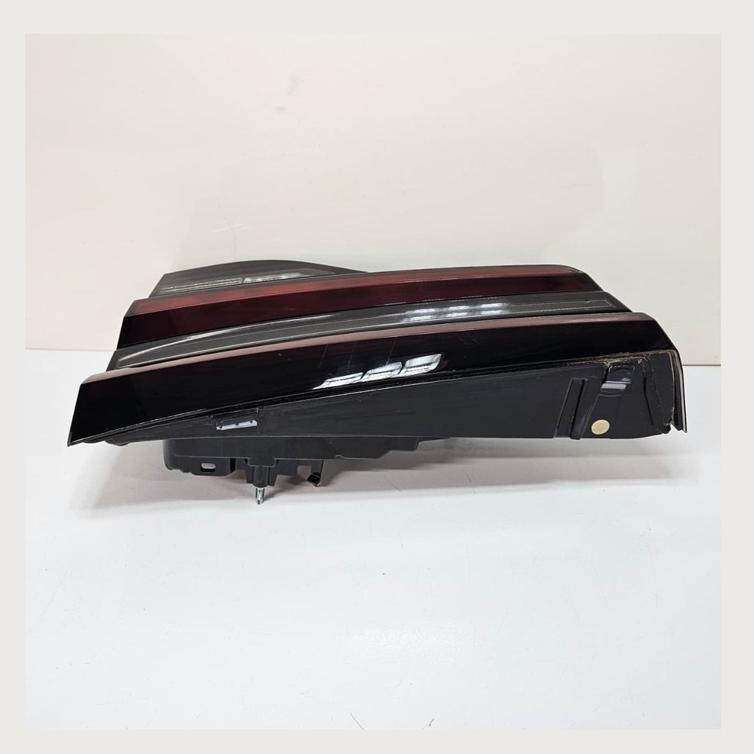 2022-2023 BMW X3 G01 LCI Rear Right Side Tail Light 9463052