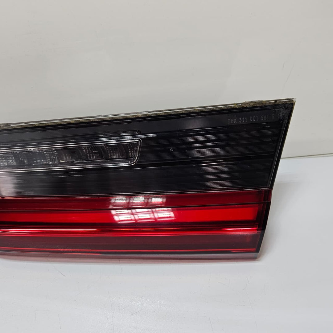 2019 BMW 3 Series G20 G28 G80 330i Right Side Tail Light 7420456