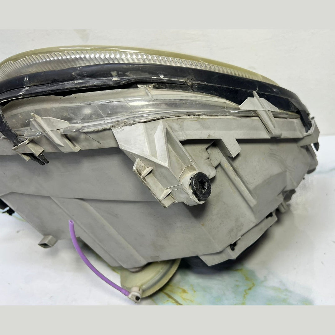 2001-02 Mercedes W203 C-Class Front Left Side Head light Headlamp A203 8200761