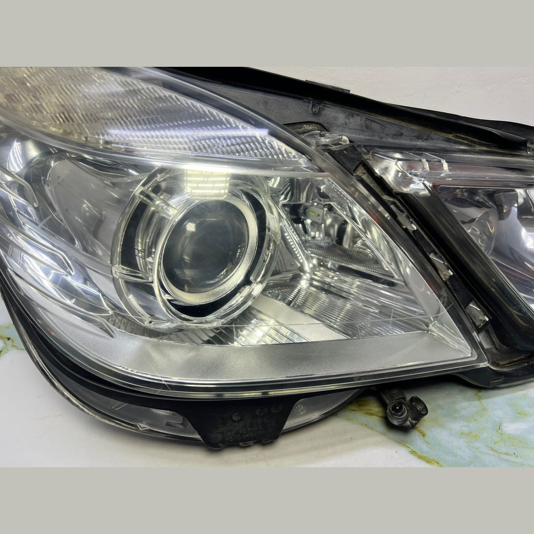 10-11 Mercedes W212 E-Class Front Right Side Head light Headlamp Xenon A212 8202059