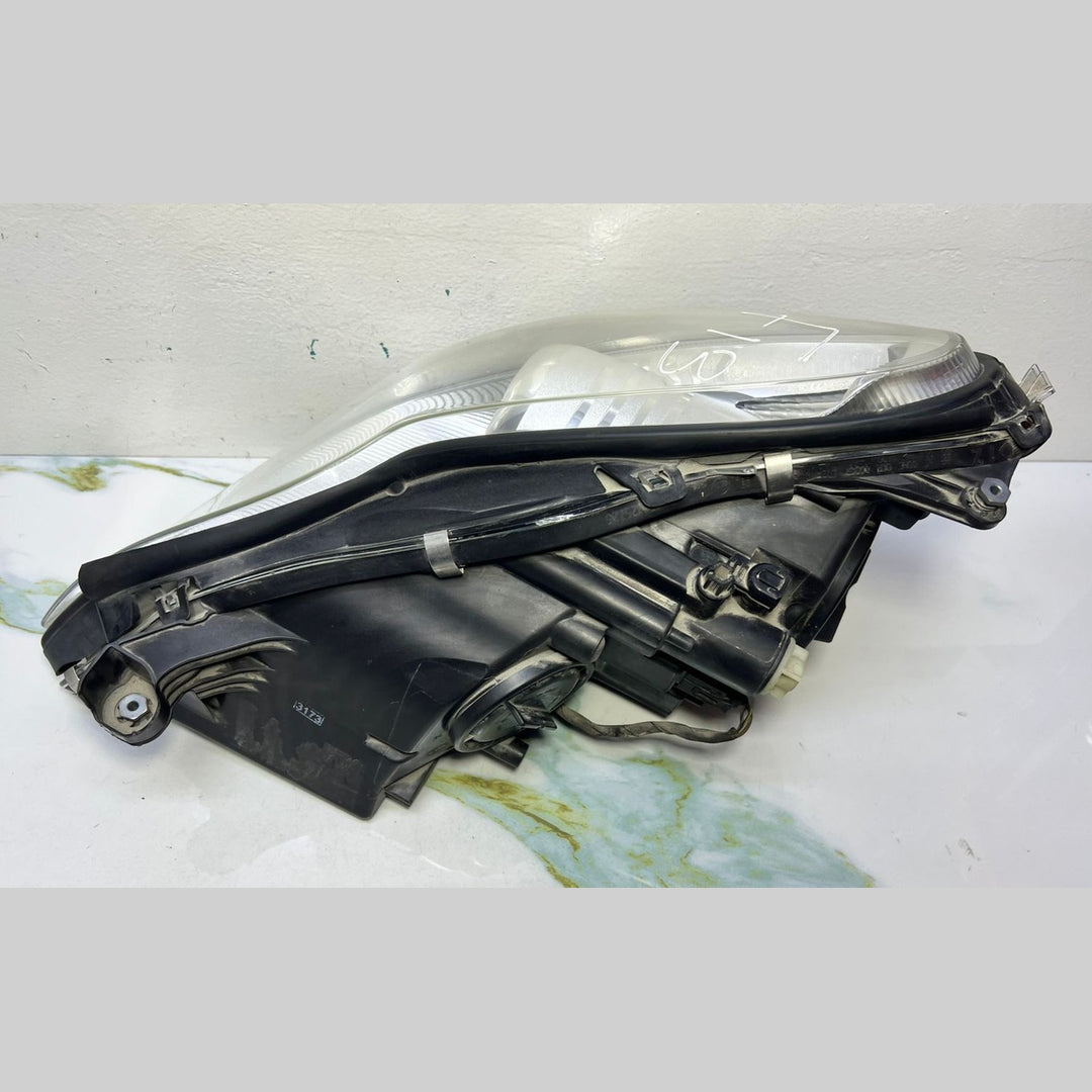 06-10 Mercedes W219 CLS-Class CLS350 Front Right Side Head light Headlamp OEM