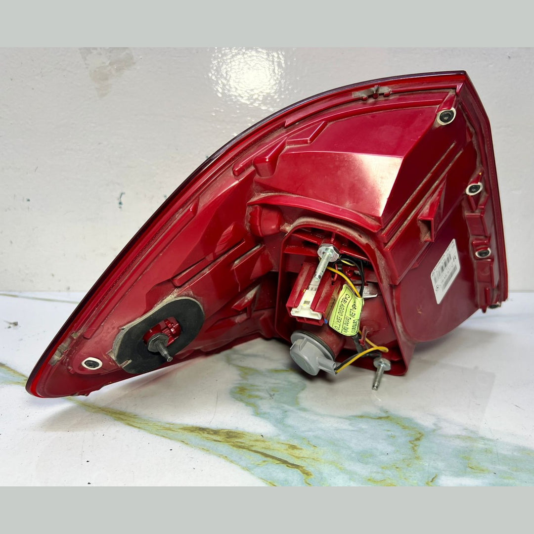 Mercedes W166 GL350 Rear Right Side LED Tail Light Brake Stop Lamp A166 9067601 OEM